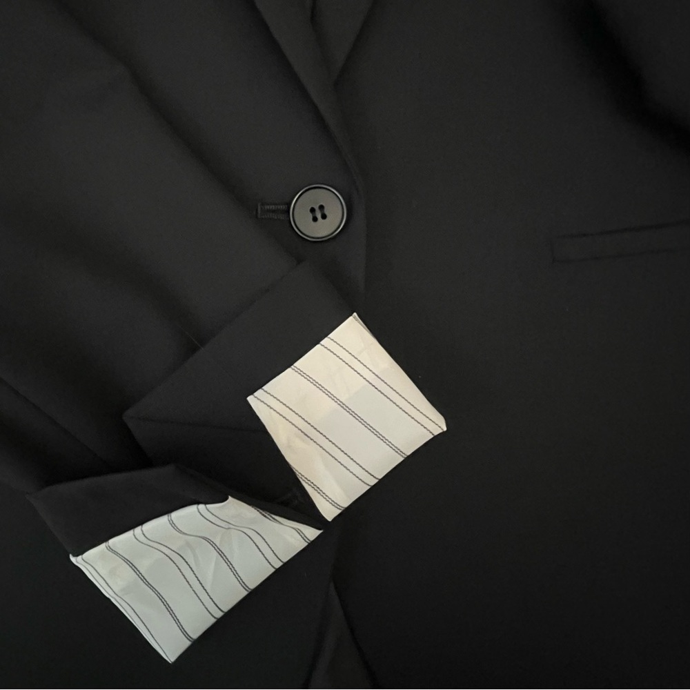 NWT | Theory | Black Wool Blend | Contemporary Women Blazer | Sz Medium - Picture 9 of 16